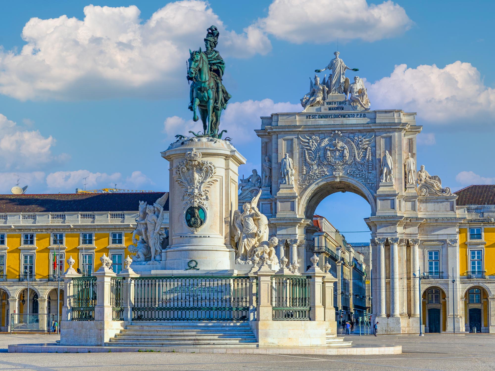 ¡Las mejores excursiones, circuitos y viajes desde Barcelona en un mismo lugar!
