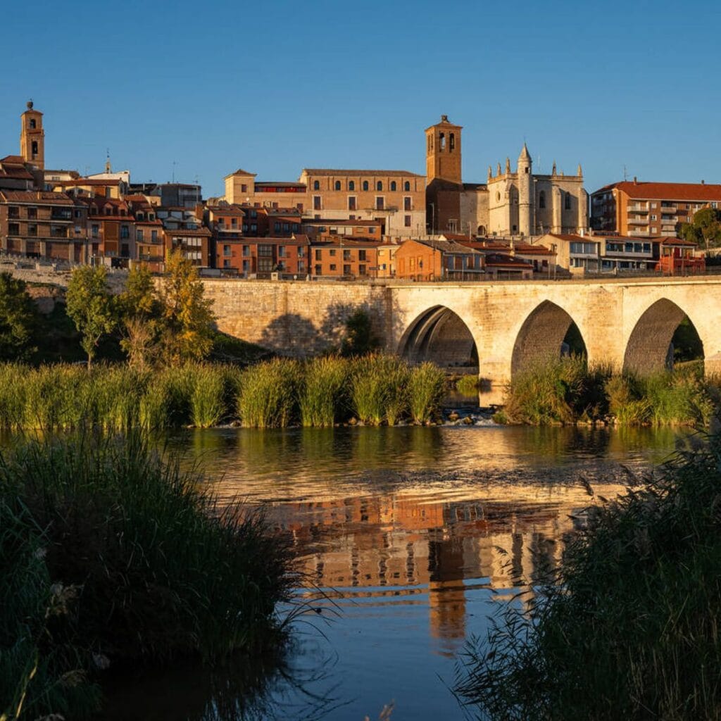¡Las mejores excursiones, circuitos y viajes desde Barcelona en un mismo lugar!