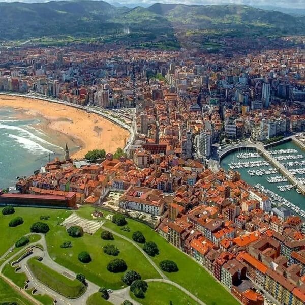 ¡Las mejores excursiones, circuitos y viajes desde Barcelona en un mismo lugar!