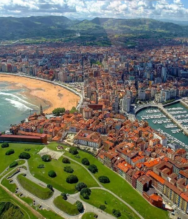 ¡Las mejores excursiones, circuitos y viajes desde Barcelona en un mismo lugar!