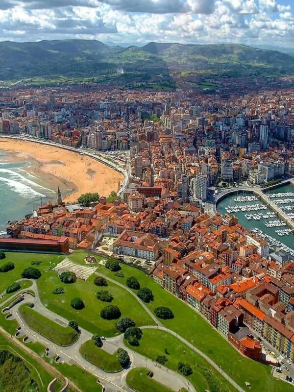 ¡Las mejores excursiones, circuitos y viajes desde Barcelona en un mismo lugar!