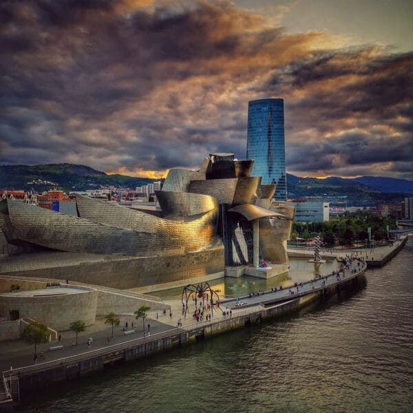 ¡Las mejores excursiones, circuitos y viajes desde Barcelona en un mismo lugar!