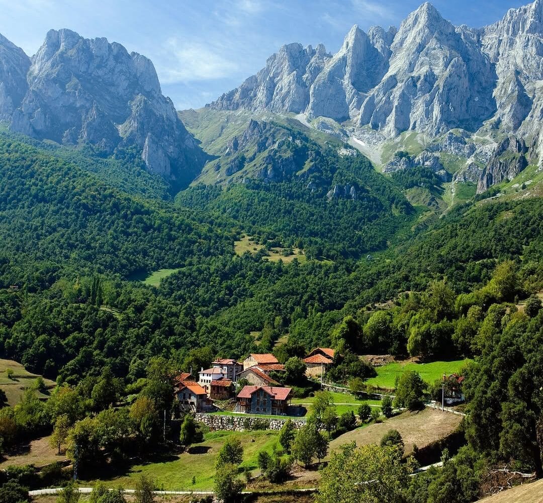 ¡Las mejores excursiones, circuitos y viajes desde Barcelona en un mismo lugar!