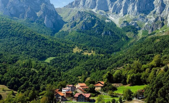 ¡Las mejores excursiones, circuitos y viajes desde Barcelona en un mismo lugar!