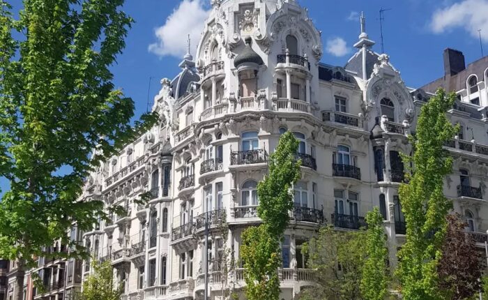 ¡Las mejores excursiones, circuitos y viajes desde Barcelona en un mismo lugar!