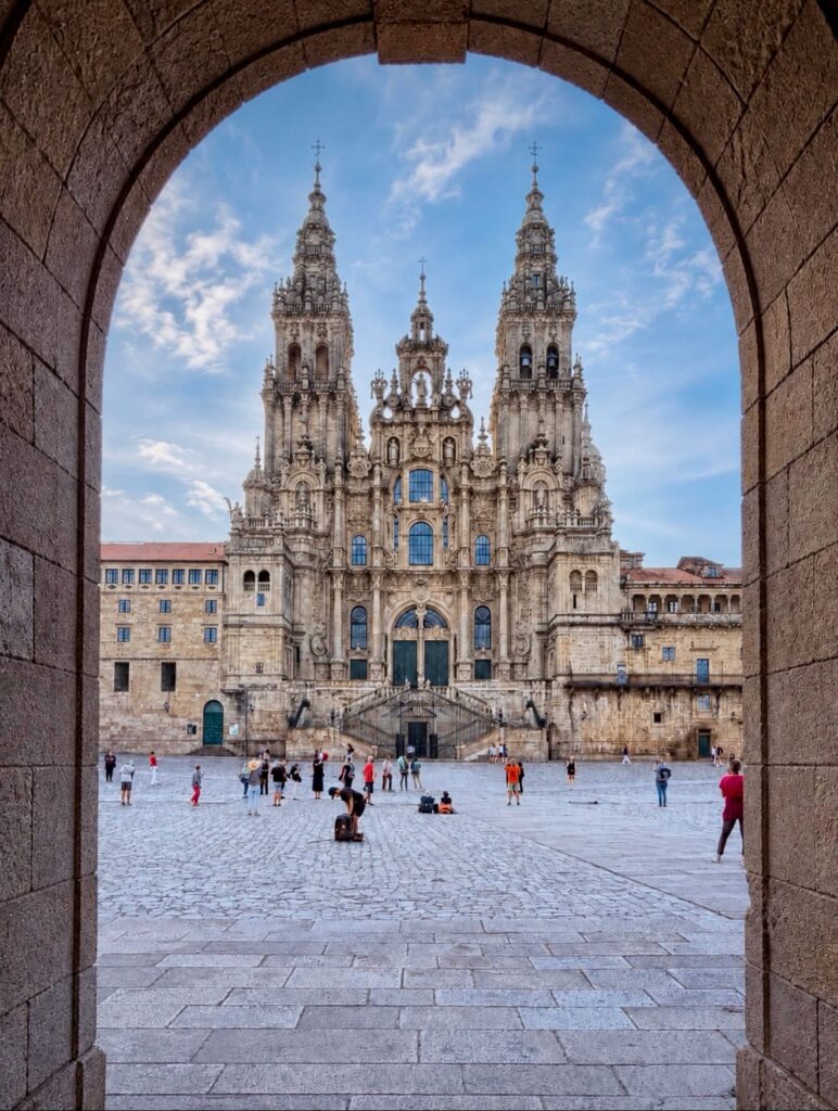 Galicia-catredral-santiago-compostela-excursiones-barcelona